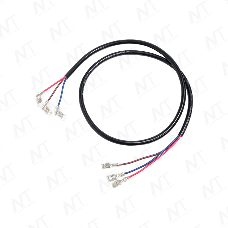Bộ dây dẫn bọc thép 3 lõi với đầu nối dạng xẻng cái 4,8mm ở cả hai đầu