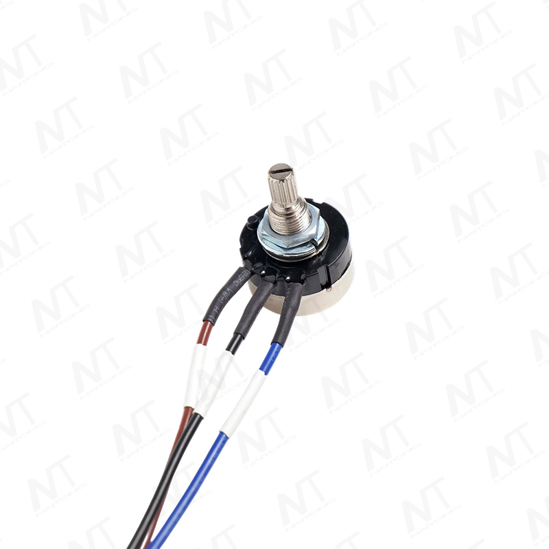 Biến trở quay một cấp với bộ dây dẫn 3 lõi hàn sẵn