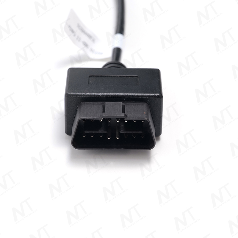 Đầu nối OBD2 đực với đầu nối thu nhỏ Molex 43025