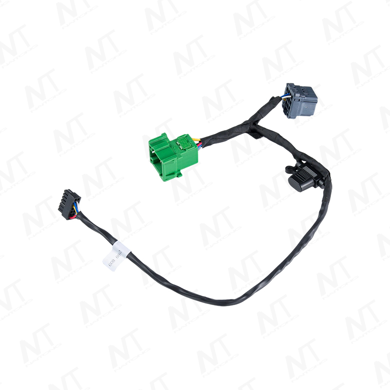 Bộ dây dẫn ô tô với đầu nối MCP