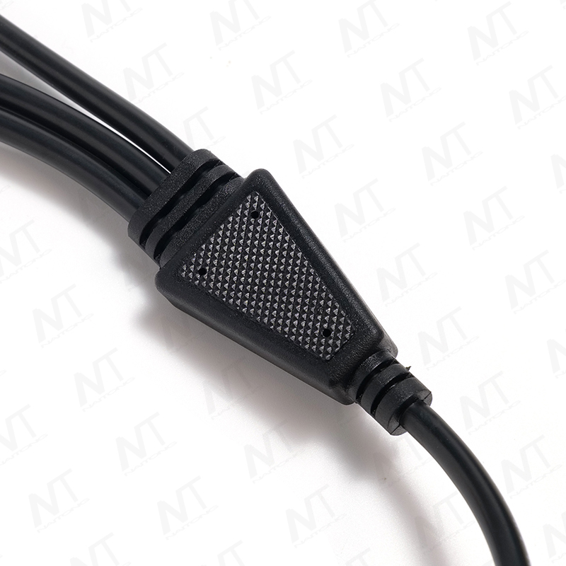 Bộ dây dẫn phân phối điện DC loại 01 đực sang 1-3 cái loại 01