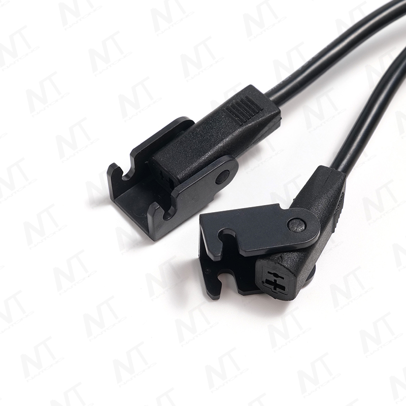 Bộ dây dẫn phân phối điện DC loại 01 đực sang 1-3 cái loại 01